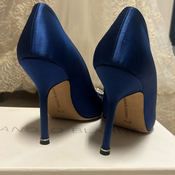 EUC 105MM Hangisi blue size 37.5 Manolo Blahnik - Picture 4 of 7